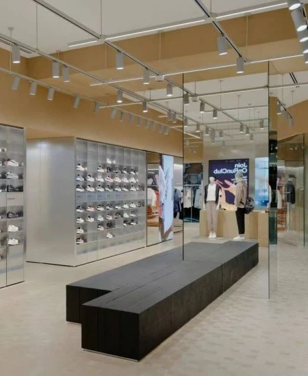 Australia Large Sporting Goods Mall